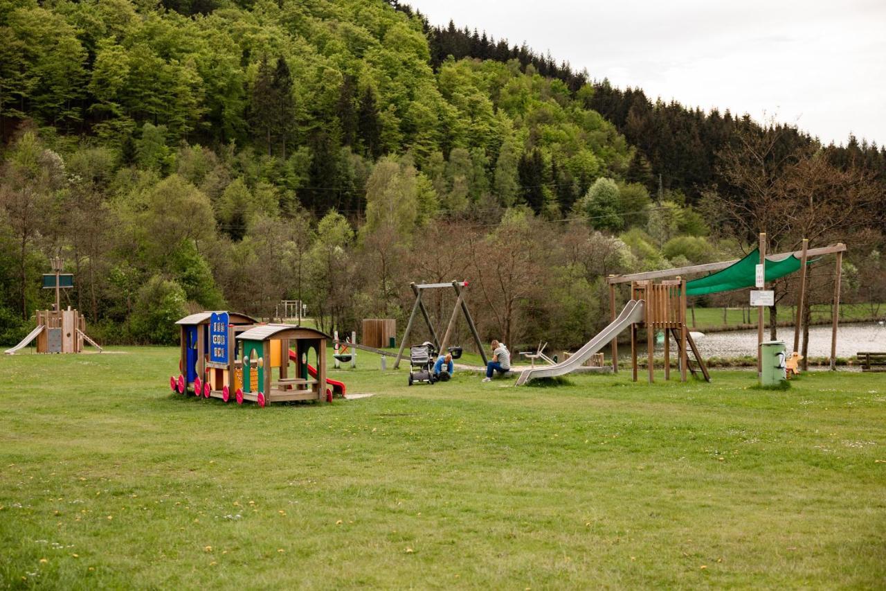 Ferienwohnung Am See - Sport Und Erholung - Wlan Winterberg Exterior foto