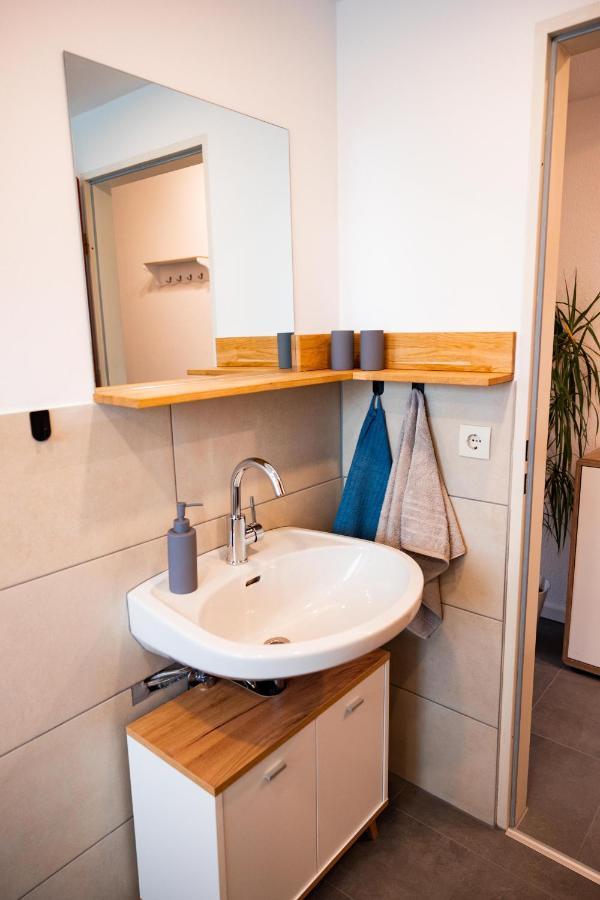 Ferienwohnung Am See - Sport Und Erholung - Wlan Winterberg Exterior foto